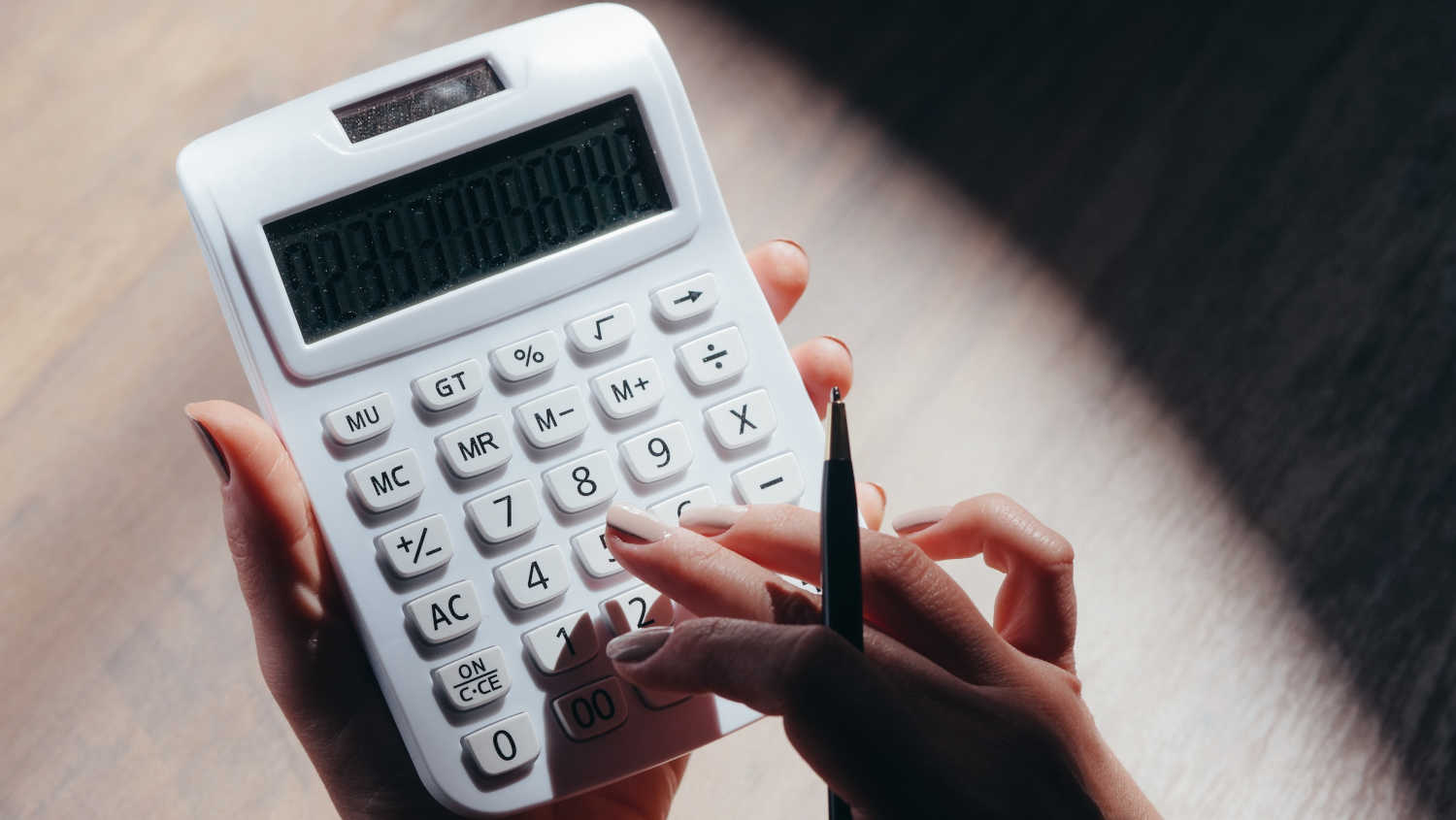 Reasons to become an accountant